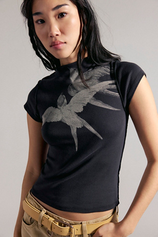 Birds In Flight Tee by Ragabond at Free People in Blk/Noir, Size: XS