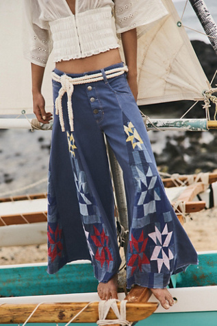 Beach Break Shell Belt by Free People in Tan