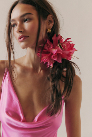 Khloris Floral Claw Clip