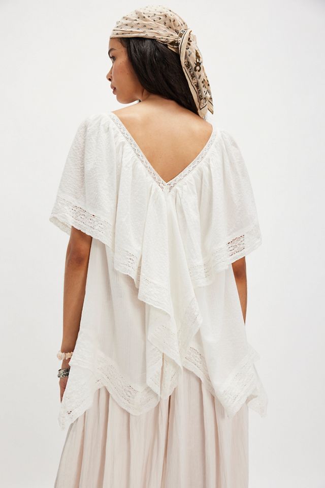 Bailey Cape Top
