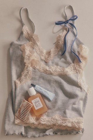Oh My Darling Intimates + Beauty Bundle