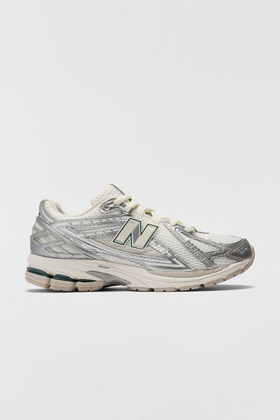 ASICS Women's GEL-1130 Sneaker