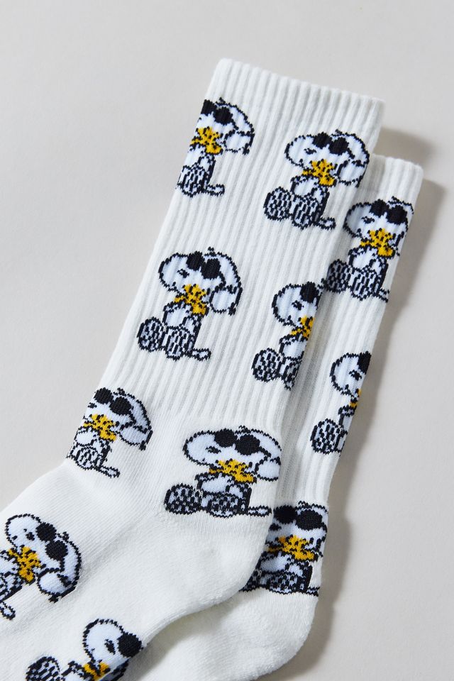 Peanuts Snoopy Big Hug Crew Socks #1