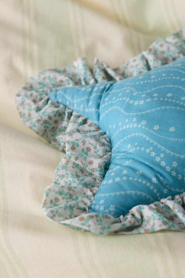 Printed Star Shape Ruffle Throw Pillow