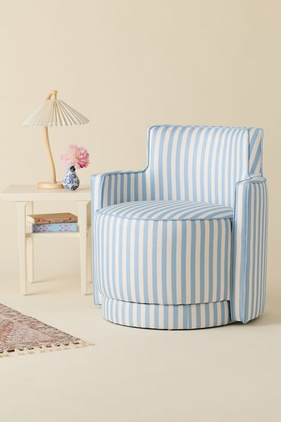 Rhea Swivel Lounge Chair