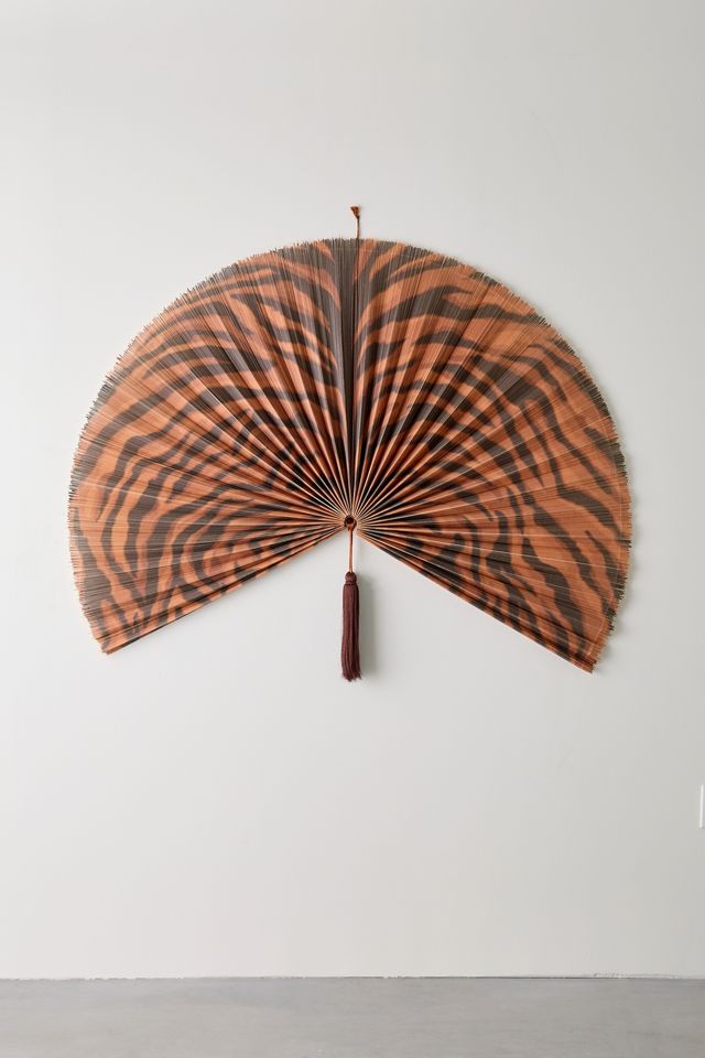 Palmera Fan Floating Headboard #1
