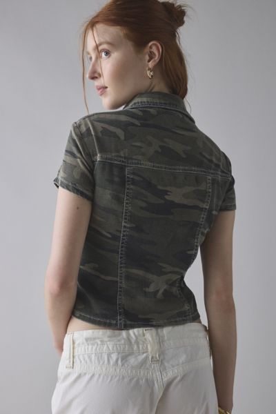 BDG Polly Denim Slim Short Sleeve Button-Up Shirt