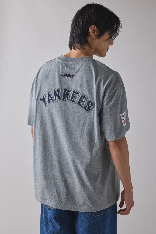 Pro Standard MLB New York Yankees Graphic Tee #1