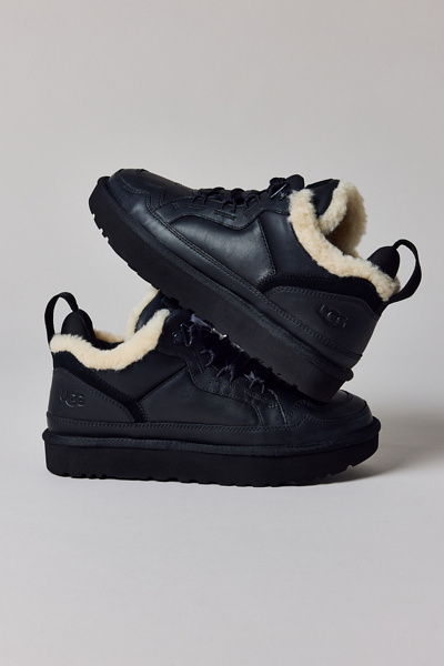 UGG Women display picture 1