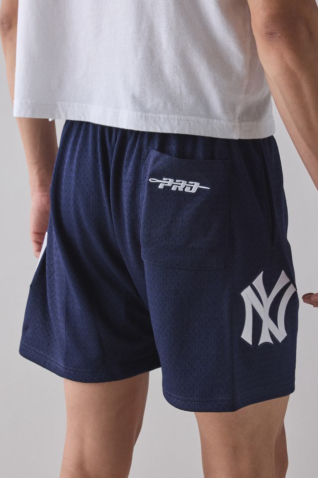 Pro Standard MLB New York Yankees Mesh Short | Urban Outfitters