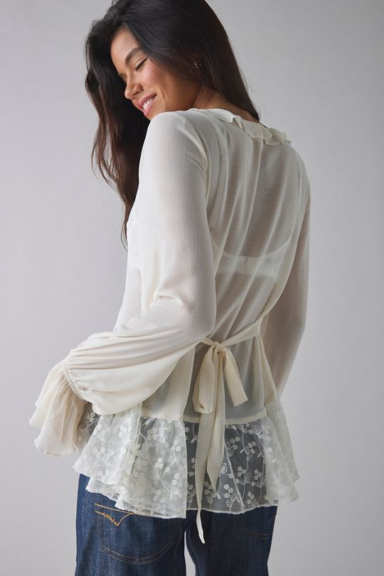 Kimchi Blue Dream Catcher Ruffle Bell Sleeve Flyaway Blouse
