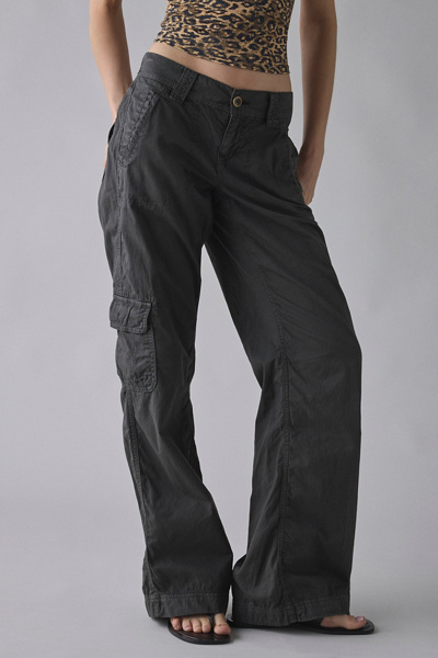 Women's Low-Rise Pants | Urban Outfitters