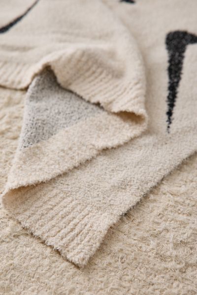 Nike Offline Oversized Boucle Knit Throw Blanket