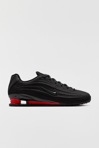 Nike Women's Shox Z Sneaker