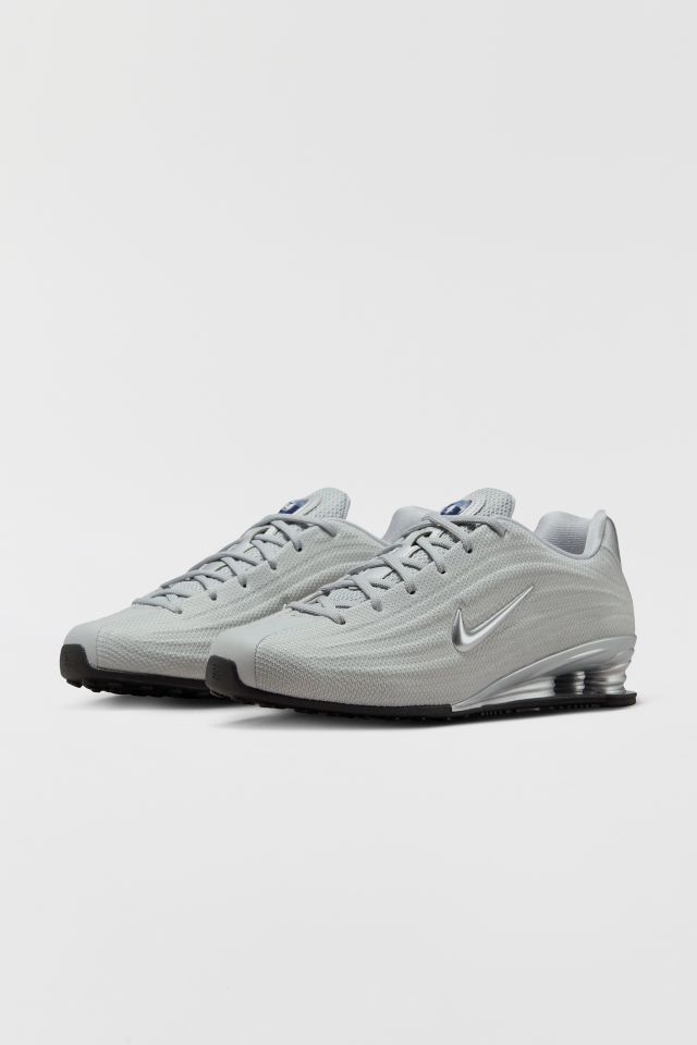Nike Women's Shox Z Sneaker #1