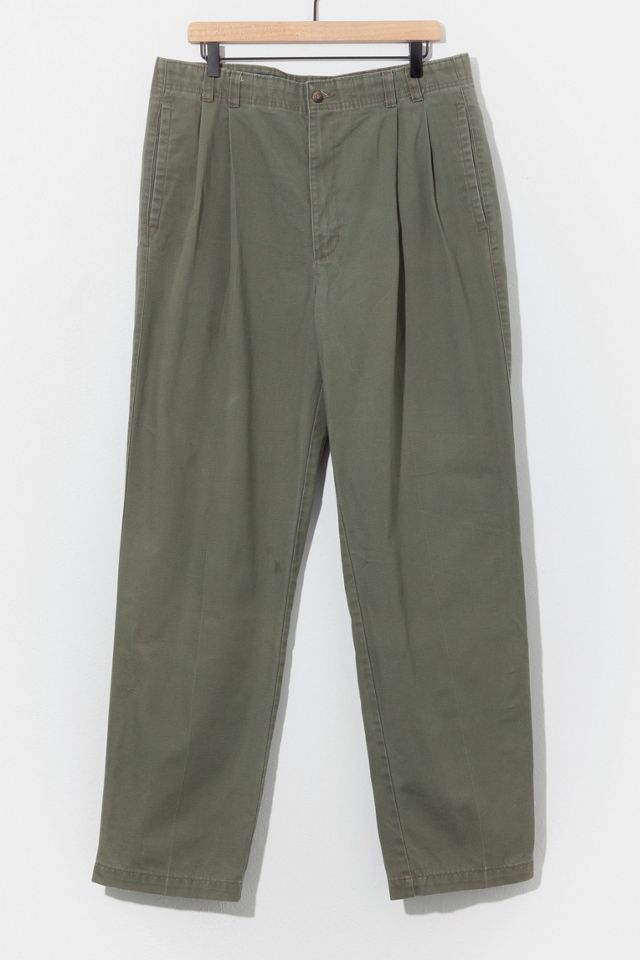 Vintage 1990s Dockers Green Pleated Chino Pants | Urban Outfitters