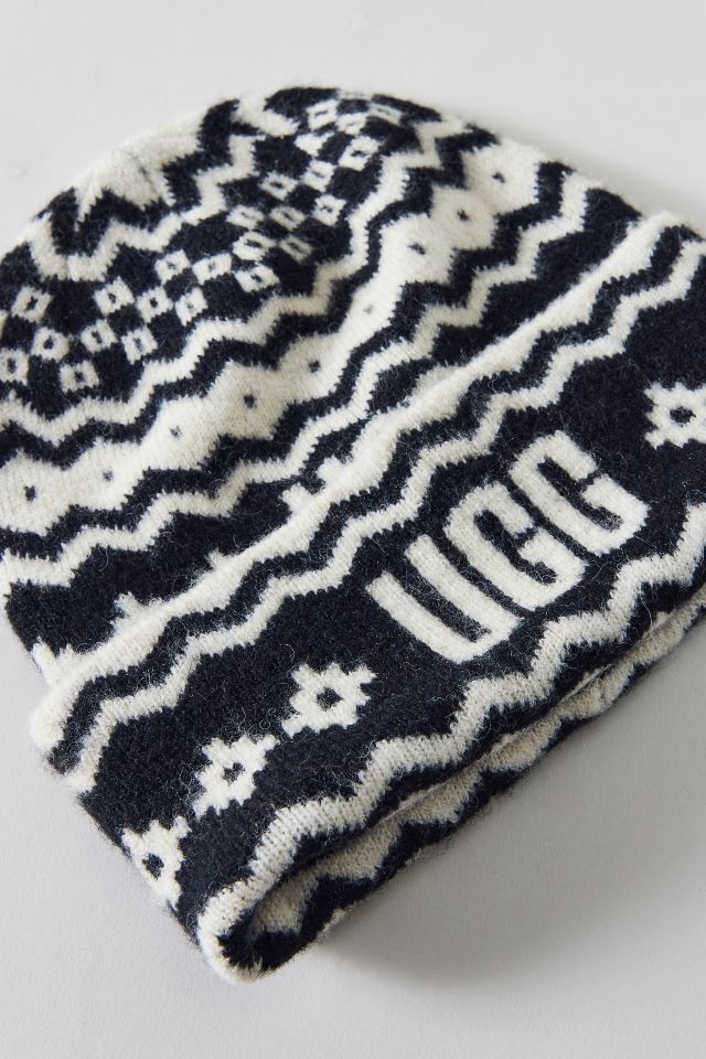UGG Chunky UGGIsle Beanie #1
