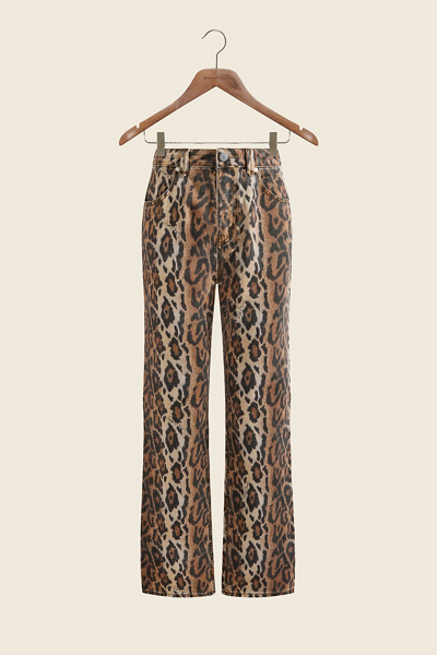 House of Sunny Jessie Leopard Print Straight Jean