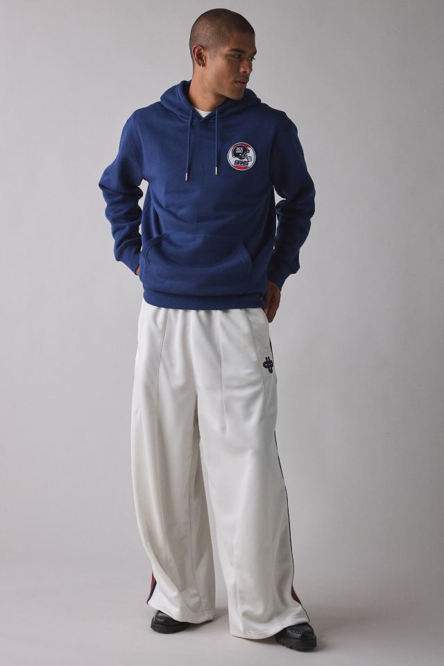 Ultra Game UO Exclusive NFL New York Giants Chenille Patch Hoodie Sweatshirt #2
