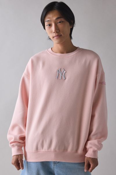 Pro Standard Uo Exclusive Mlb New York Yankees Crew Neck Sweatshirt In Pink, Men's At Urban Outfitters In Pink