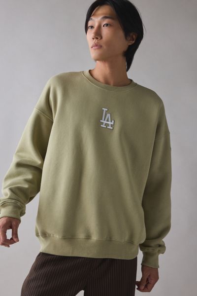 【新品未使用】AKTR RETRO-CHIC SWEAT CREW NECK Retro Crew Sweatshirt in Pink| Vans UK