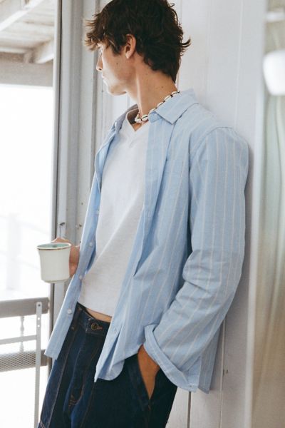 UO The Baggy Dress Shirt Product Page
