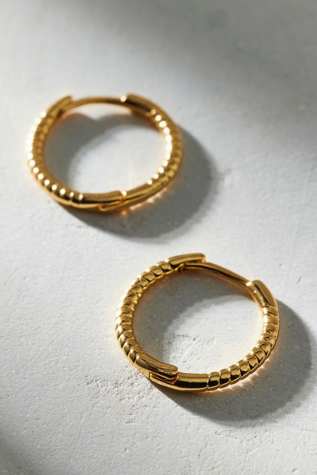 Boucle d'oreille micro mince imperméable #1