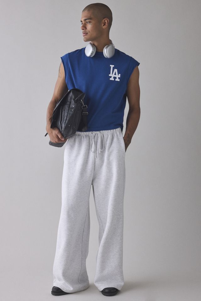 Pro Standard UO Exclusive MLB Team Logo Tee #2