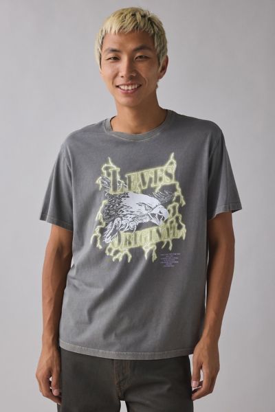 Levi’s® Eagle Graphic Relaxed Fit Tee