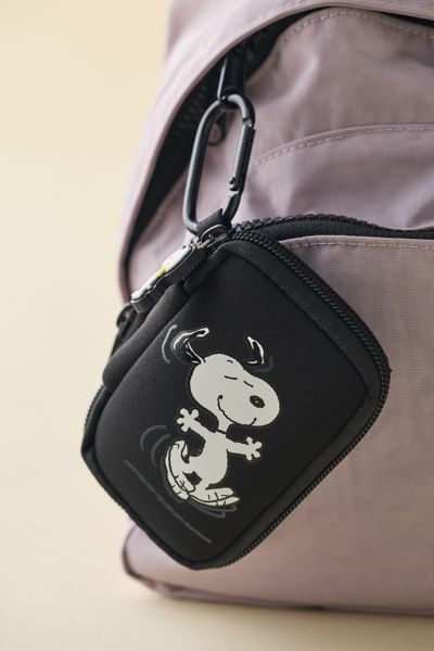 MYTAGALONGS Peanuts Snoopy AirPods Case