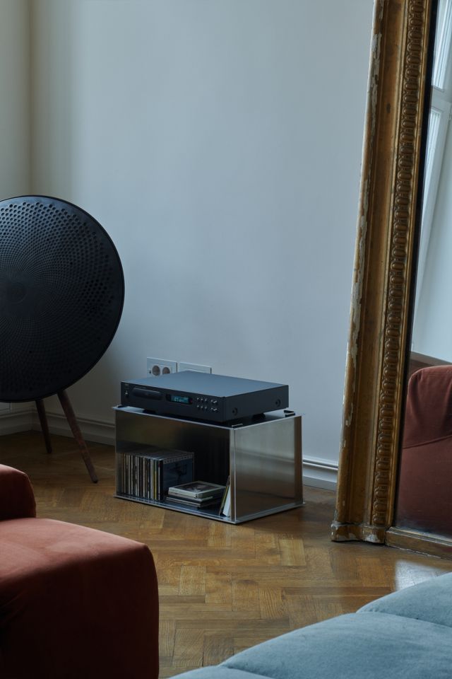 Kismas Neowise Side Table