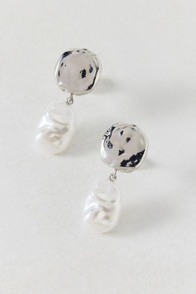 nina　Born From Rock Earrng Nina Celestial Star & Moon Drop Earring | Urban Outfitters