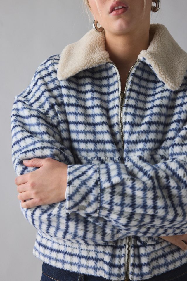 Levi’s® ‘90s Shrunken Plaid Trucker Jacket #3