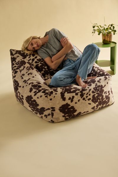 URBAN OUTFITTERS COOPER PATTERNED BEAN BAG CHAIR IN BLACK/WHITE AT URBAN OUTFITTERS 