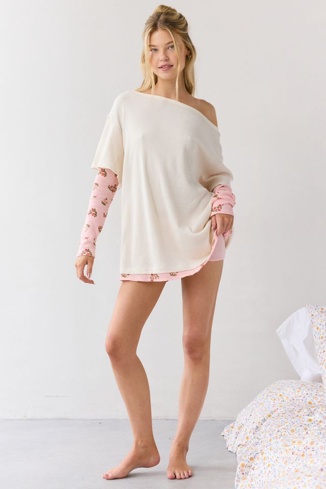 long sleeve t shirt dress DOUBLE LAYER T-SHIRT IN WHITE Easy to style with your favourite accessories Eterne Long Sleeve Crewneck Mini