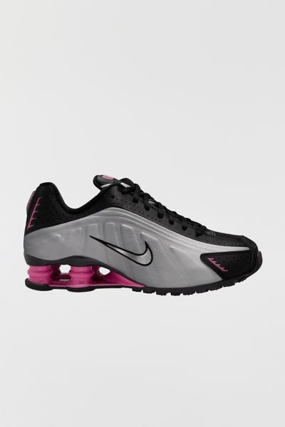 Nike Women's Shox R4 Sneaker
