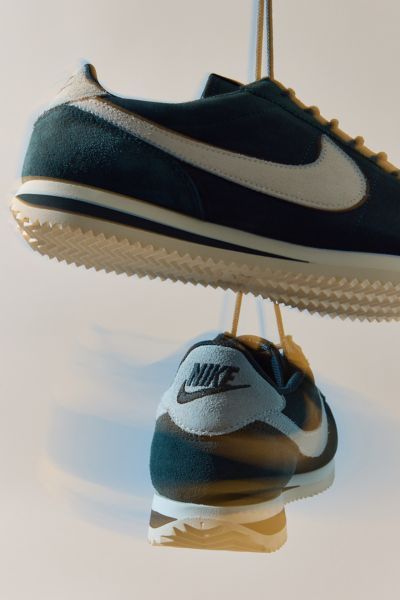 Nike Men's Cortez Premium Sneaker