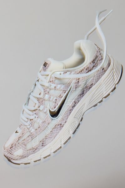 Nike Women's P-6000 SE Sneakers
