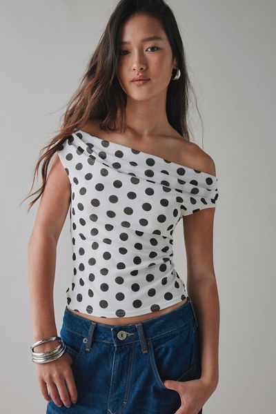 UO Fia Off-The-Shoulder Crop Top