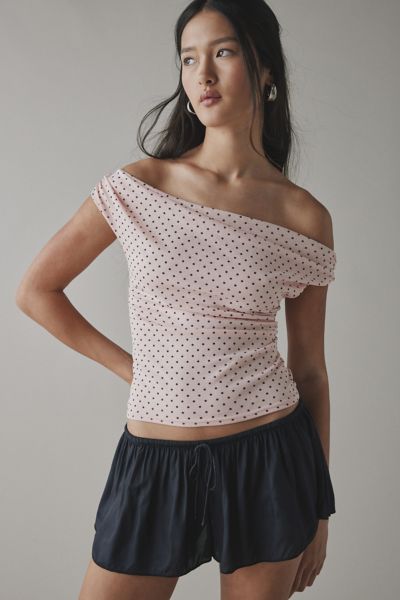 UO Fia Mesh Off-The-Shoulder Crop Top Product Page