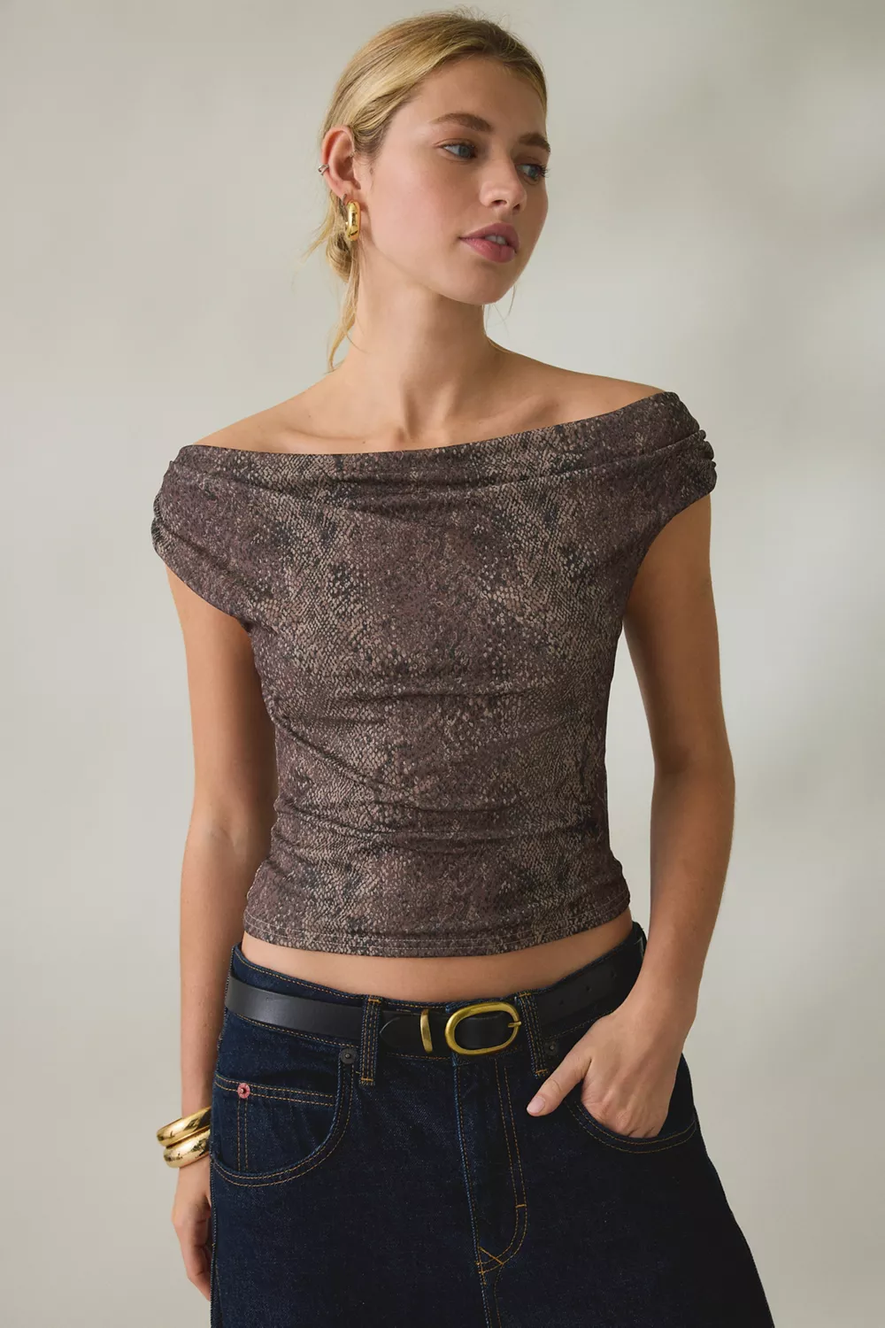 UO Fia Off-The-Shoulder Crop Top