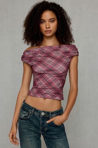 UO Fia Off-The-Shoulder Crop Top