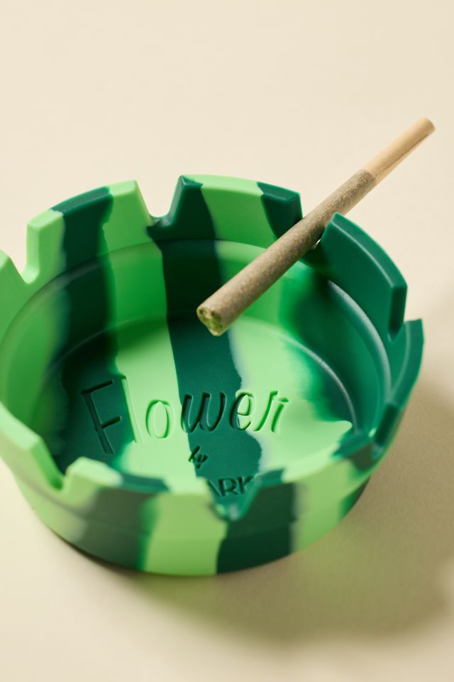 Cendrier en silicone Diner Flower par Edie Parker #1
