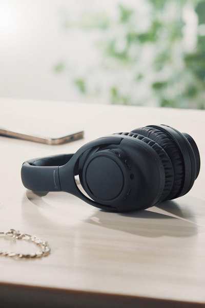 Audio-Technica ATH-S300BT Bluetooth Over-Ear Headphones | Urban