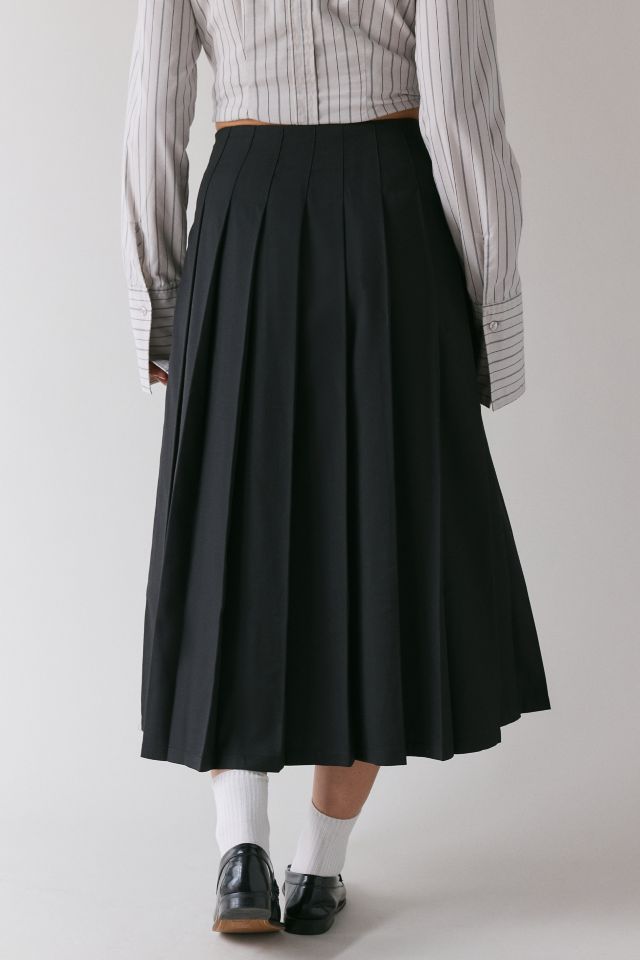 【INCHANT ME】Buckle Pumpkin Pleated Midi Skirt MG_3270_grande.jpg?v=1697768287