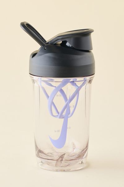 Nike TR Recharge 16 oz Shaker Bottle