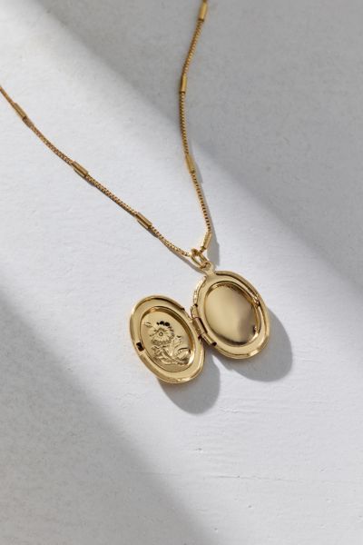 Daisy Etched Oval Locket Necklace