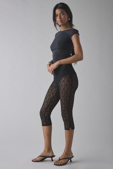 Kimchi Blue Ellie Sheer Lace High-Rise Stretch Capri Pant