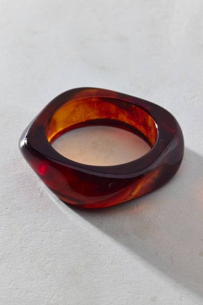 Urban Outfitters Iris Acrylic Chunky Bangle Bracelet In Dark Brown, Women's At  In Burgundy