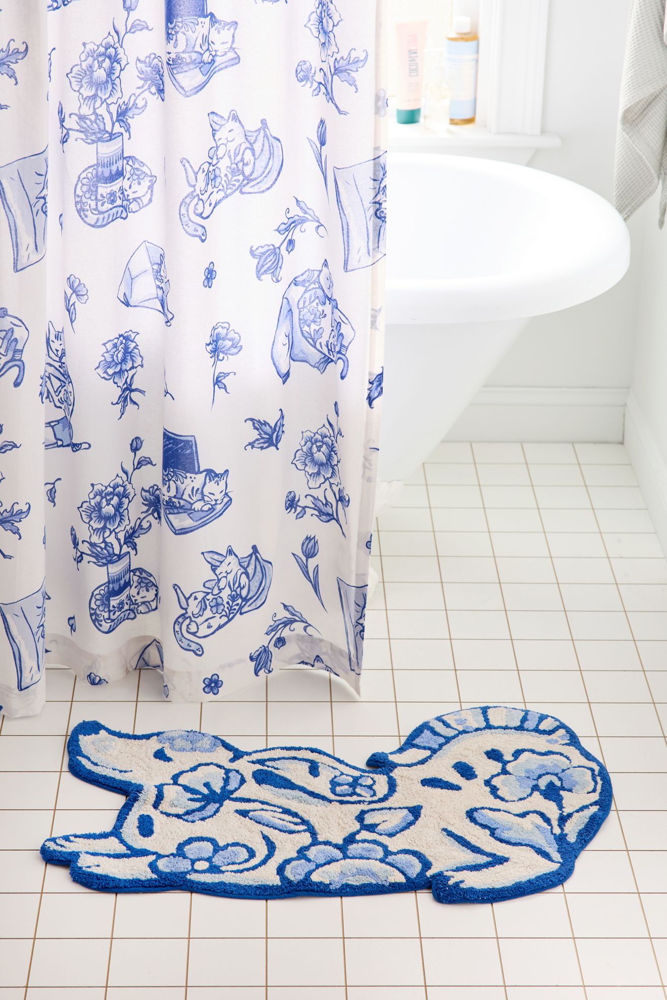 Delft Dog Shaped Plush Tufted Bath Mat - Blue Multi, Regular, ONE SIZE